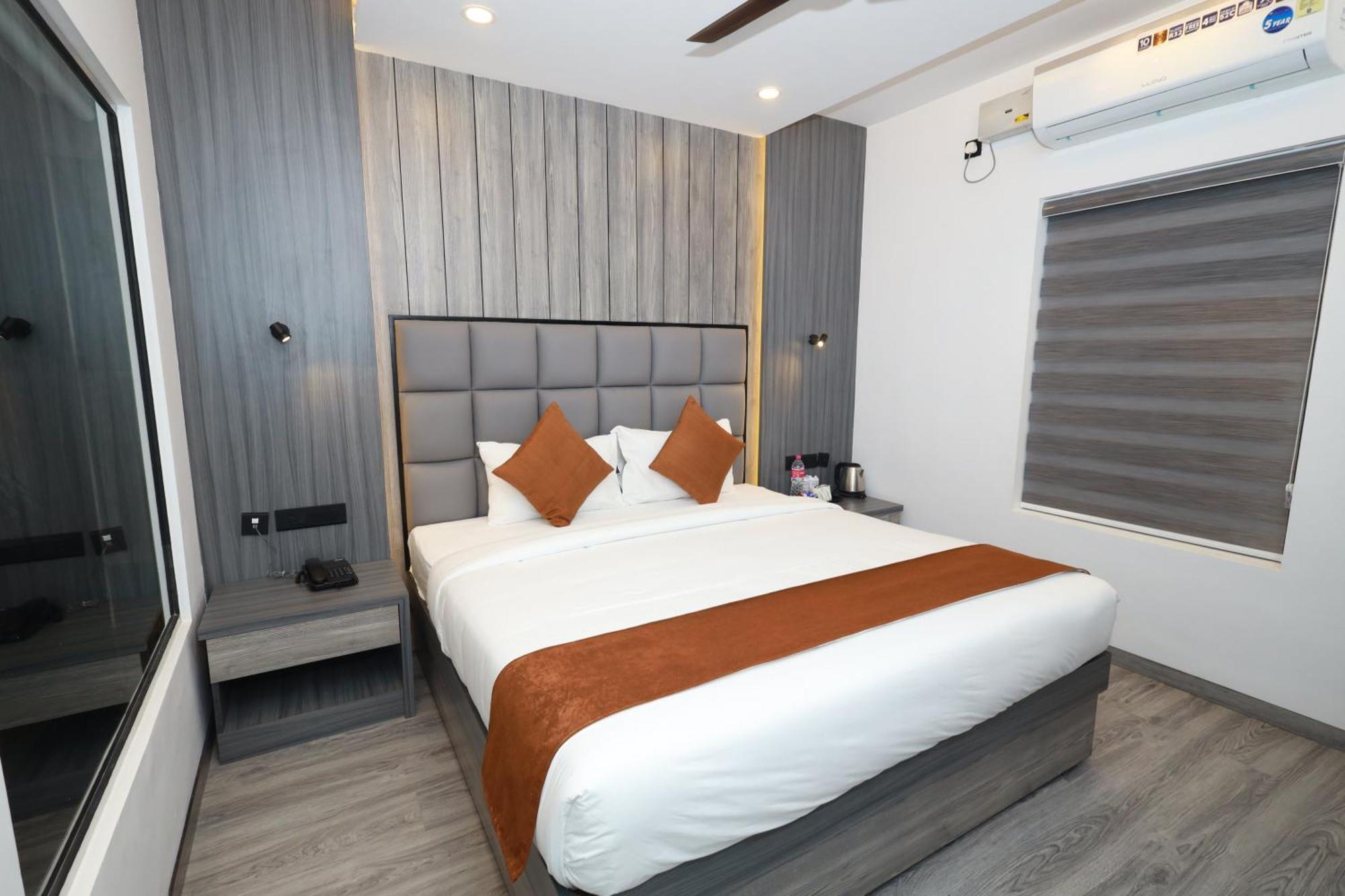 Hotel Goodland Elegance Thiruvananthapuram Esterno foto